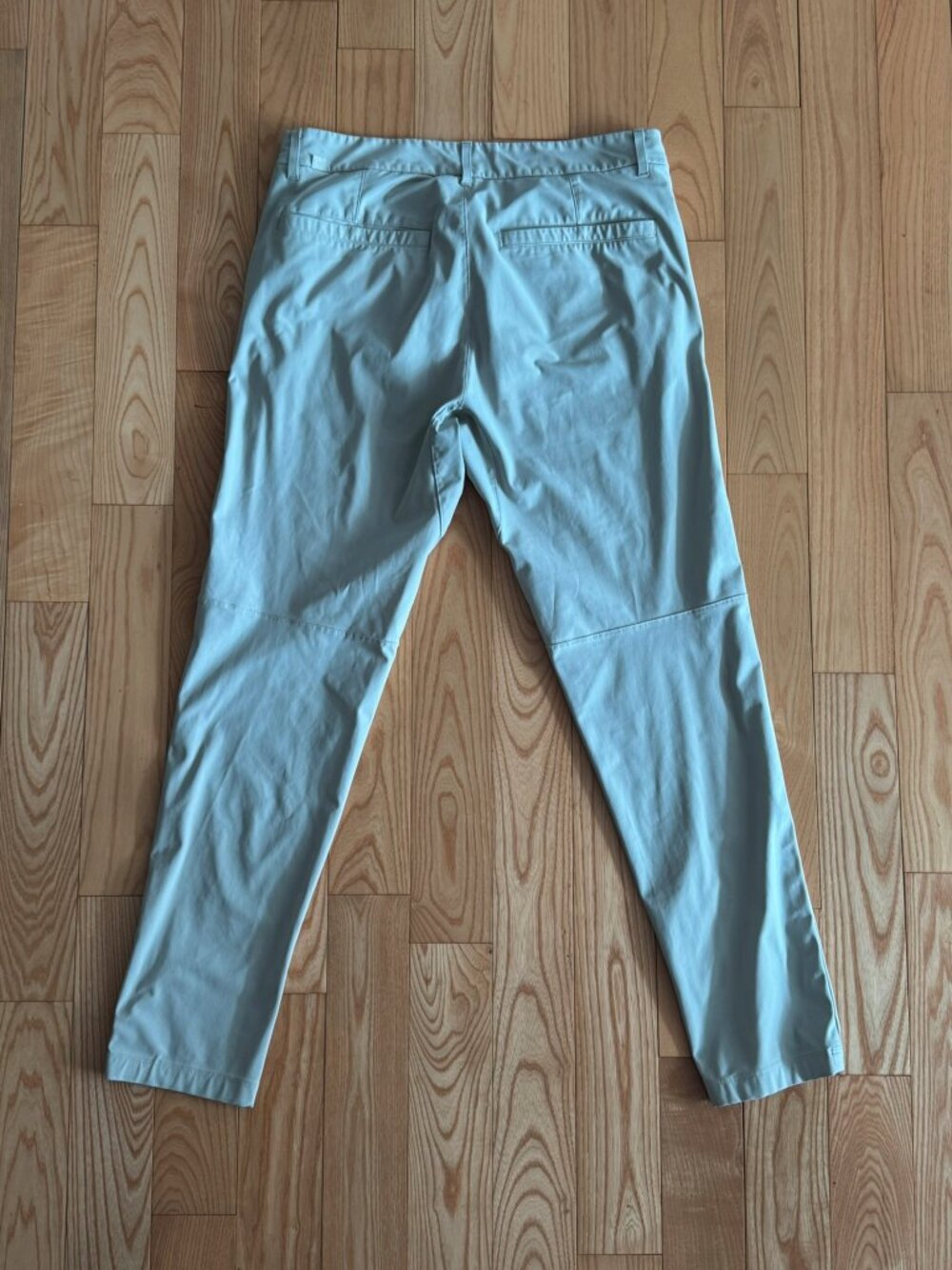 Lululemon Commission Slim Fit Pant Men 32 Stone ABC Warpstreme Golf Chino
